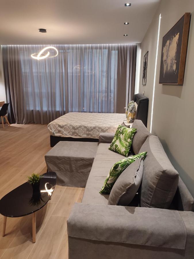 Amazing Apartments @ Monastiraki Subway Station เอเธนส์ ภายนอก รูปภาพ